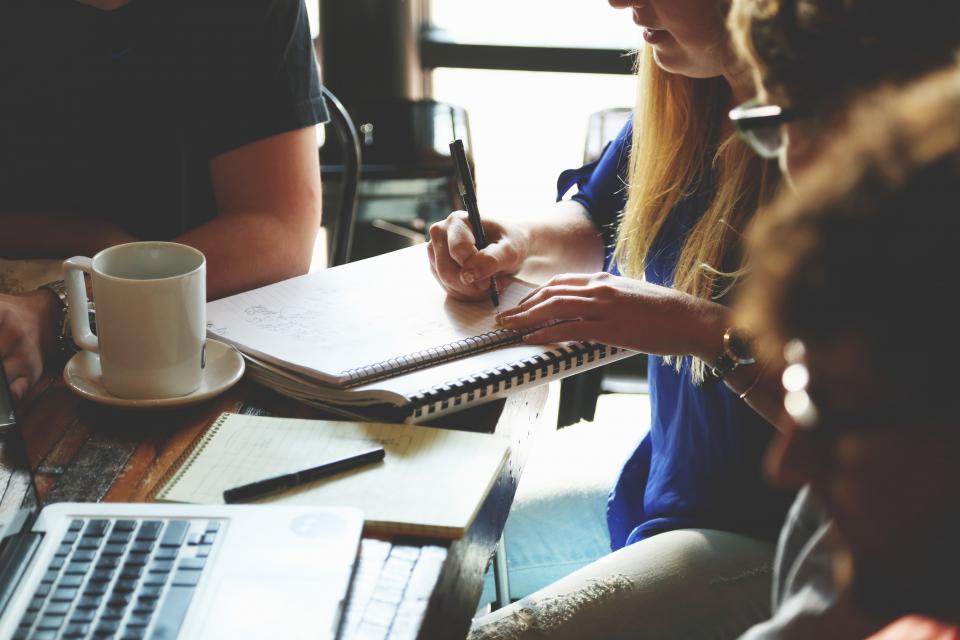 SEO B2B à Casablanca : attirer des décideurs plutôt que du trafic