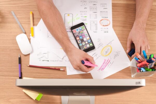 Canva : le guide complet pour créer des visuels professionnels